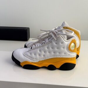 Retro 13 Jordan  Kids White and Yellow Sneakers